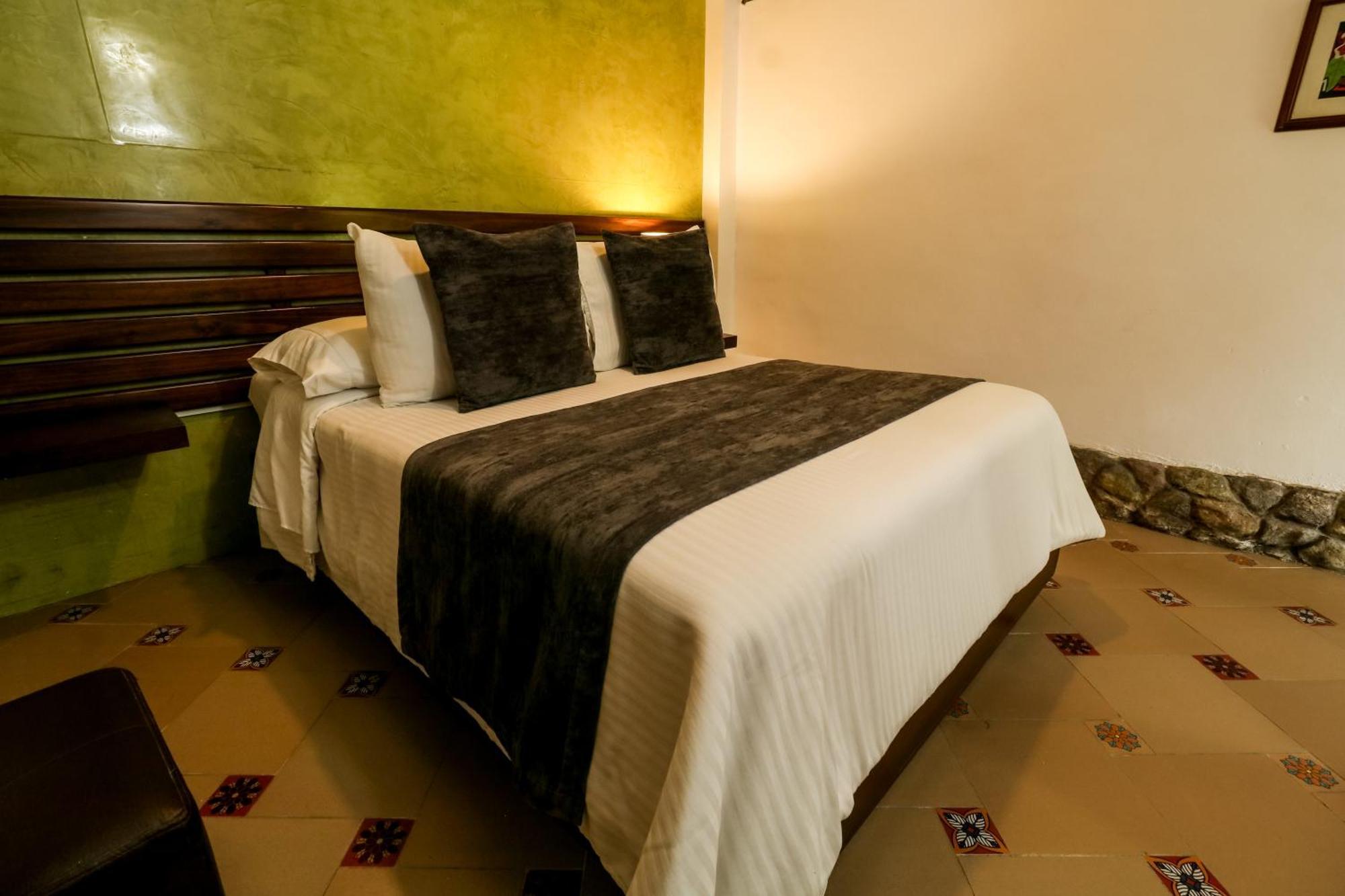 Hotel Visperas Санта-Роса-де-Кабаль Екстер'єр фото